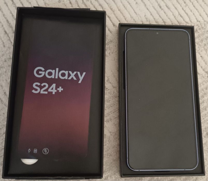 Samsung S24+.