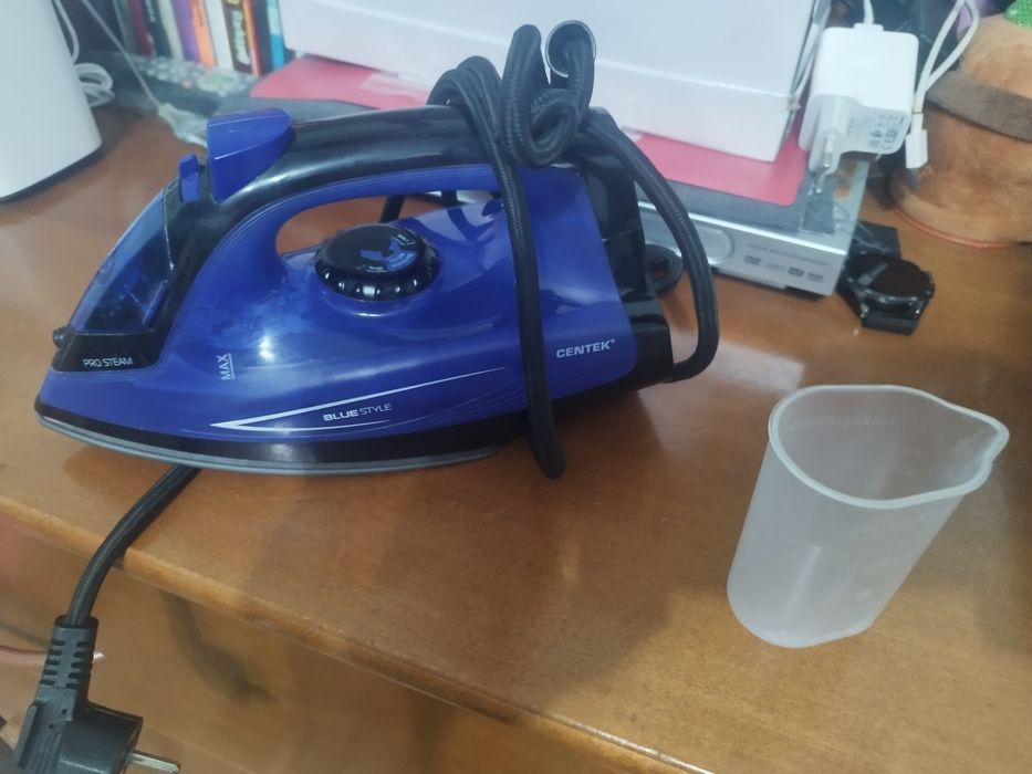 Утюг электрический Centek
