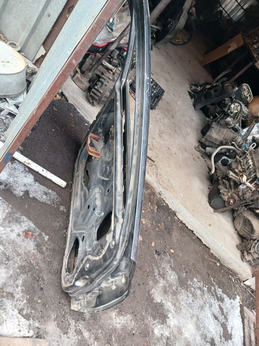 Дверь Тоета Карина Е хэтчбэк