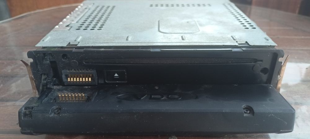 Висок клас Авто плеър CD VDO 711