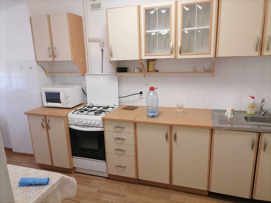 Сдам 2 ком квартиру в районе Универмаг