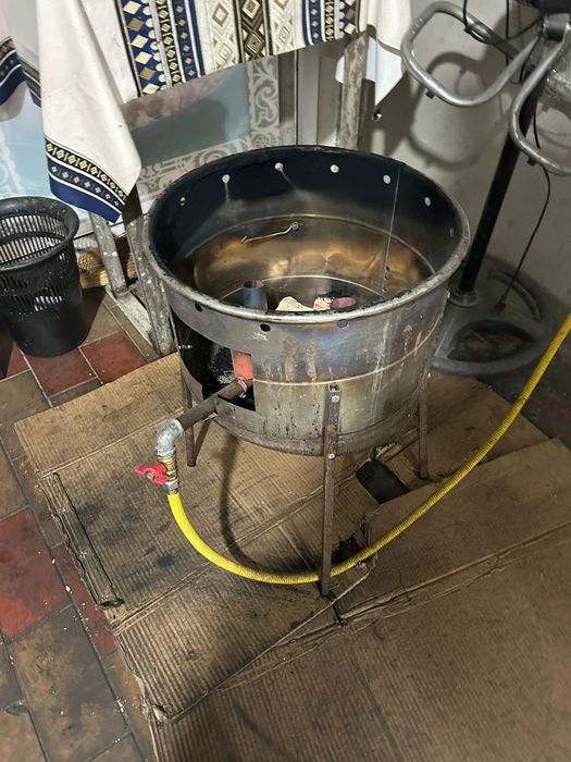 Продаётся казан с поставкой на газу