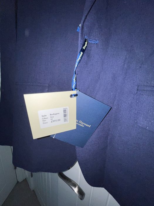 Мъжки ленен костюм Douglas Hayward