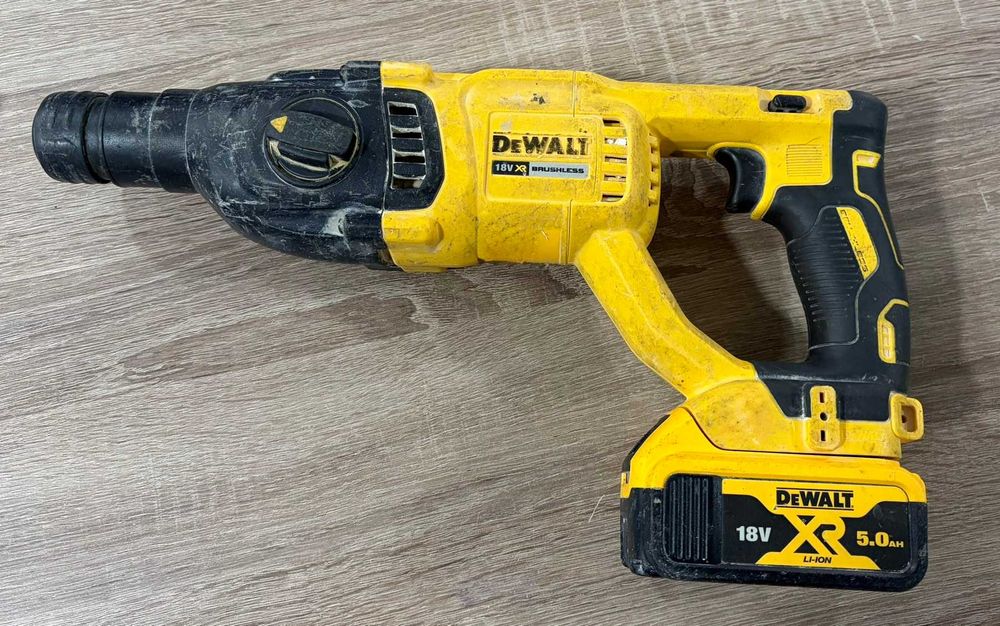 Акумулаторен перфоратор Dewalt DCH133N 18 V