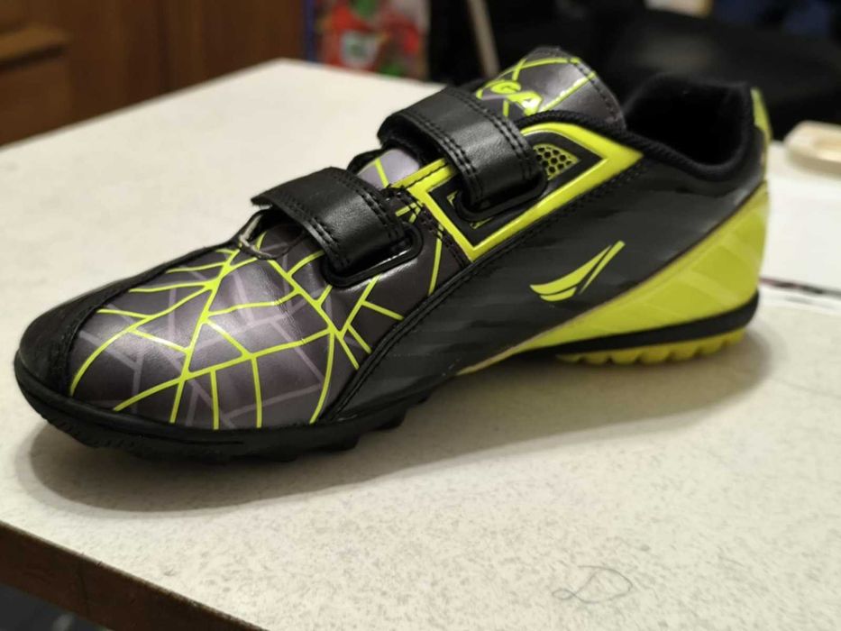 Детски обувки 35 номер