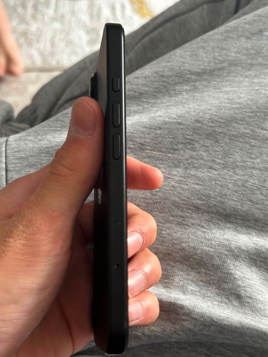 Iphone 16, с коробкой