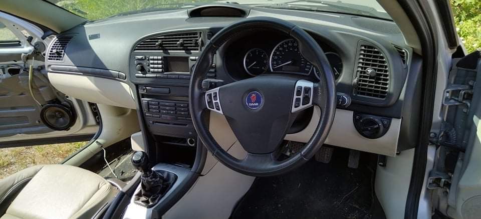 Сааб 9-3 1,9 тид на части