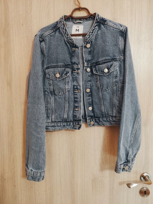 Чисто ново дънково яке