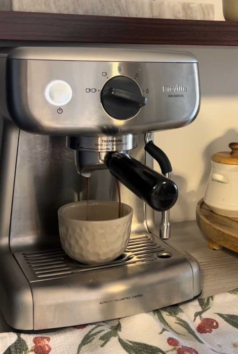 Mini aparat de cafea Breville Barista cu portafiltru stare foarte buna