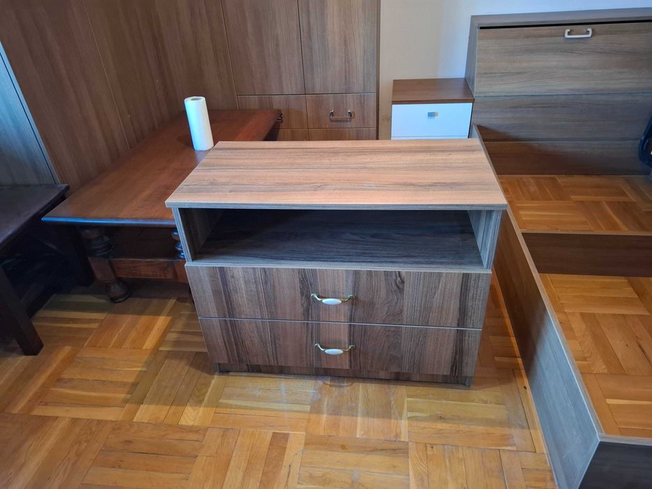 ТВ шкаф  ( скрин )