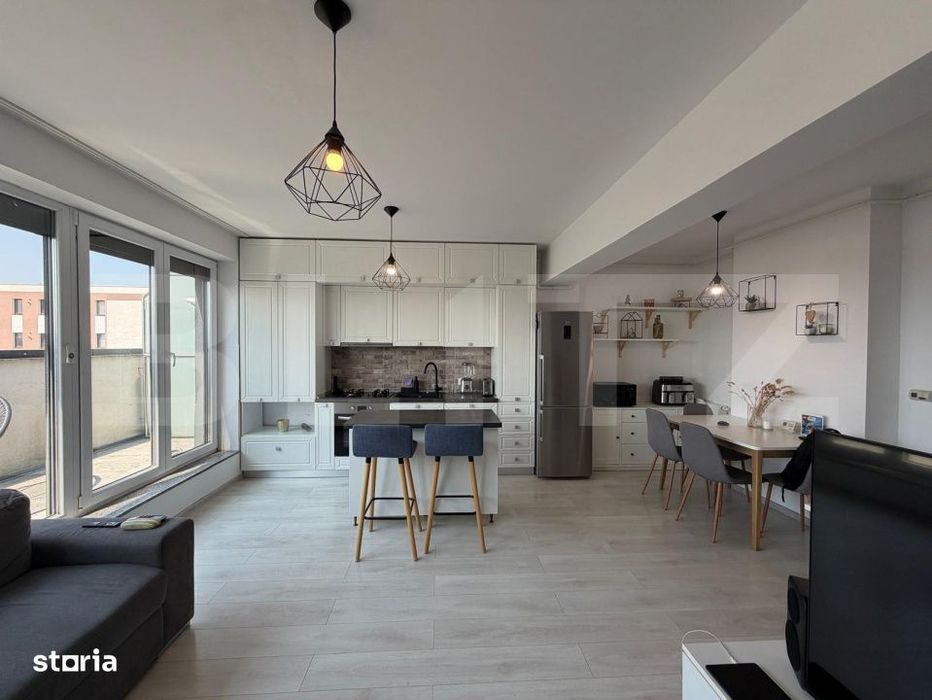 Penthouse de inchiriat, zona Tractorul-Coresi — fotografia 1