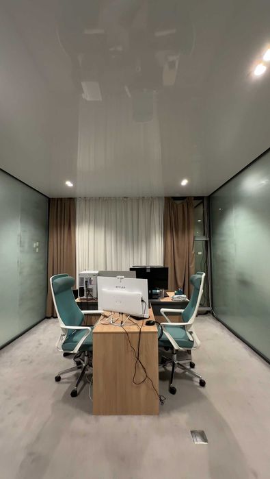 Продается готовый офис в Бизнес центре, Паркентский