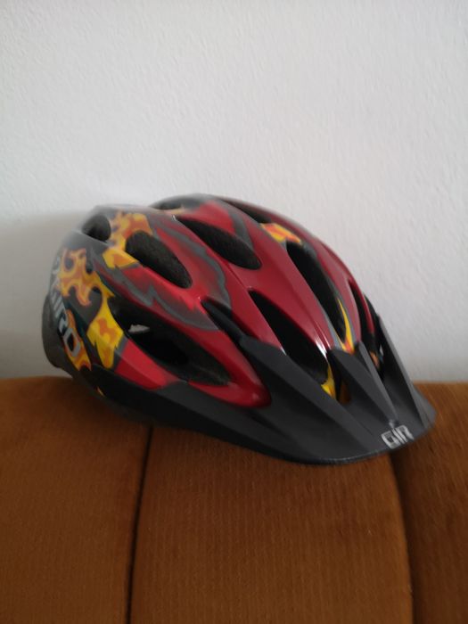 Casca profesionala ciclism Giro