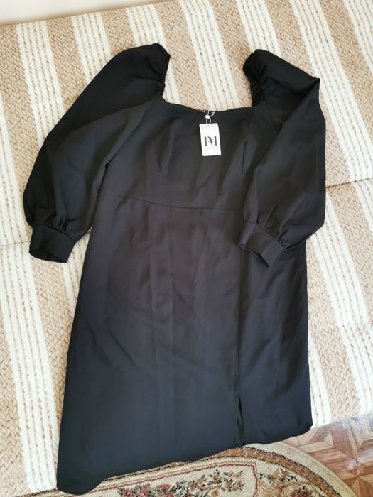 Платье новое чёрного цвета