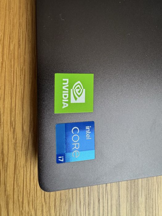 Dell Vostro 14 перфектно състояние!