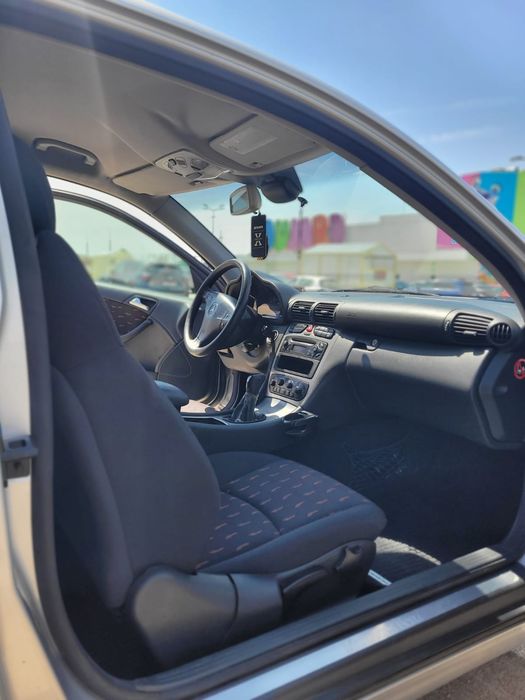 Vând sau schimb cu dacia papuc sau duba