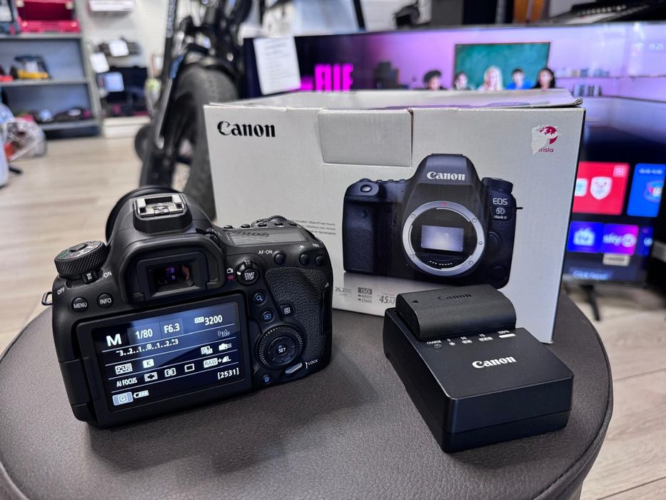 Amanet F 28: Aparat foto CANON EOS 6D MARK 2