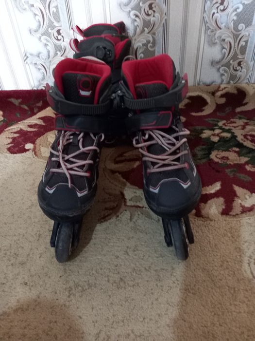 Rolik 32-35 razmerlar. Holati yaxshi. Zashitkalari bor.