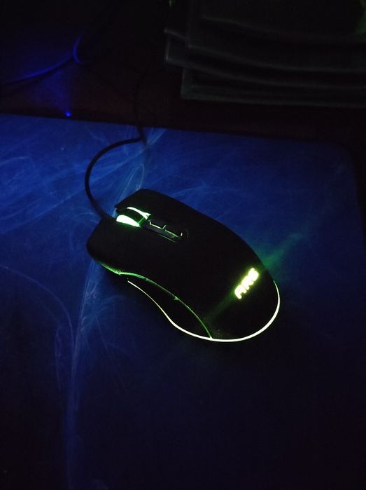 Мышка продам проводная выгодно за 2000