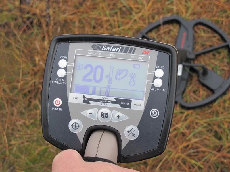 Металлоискатель Minelab Safari