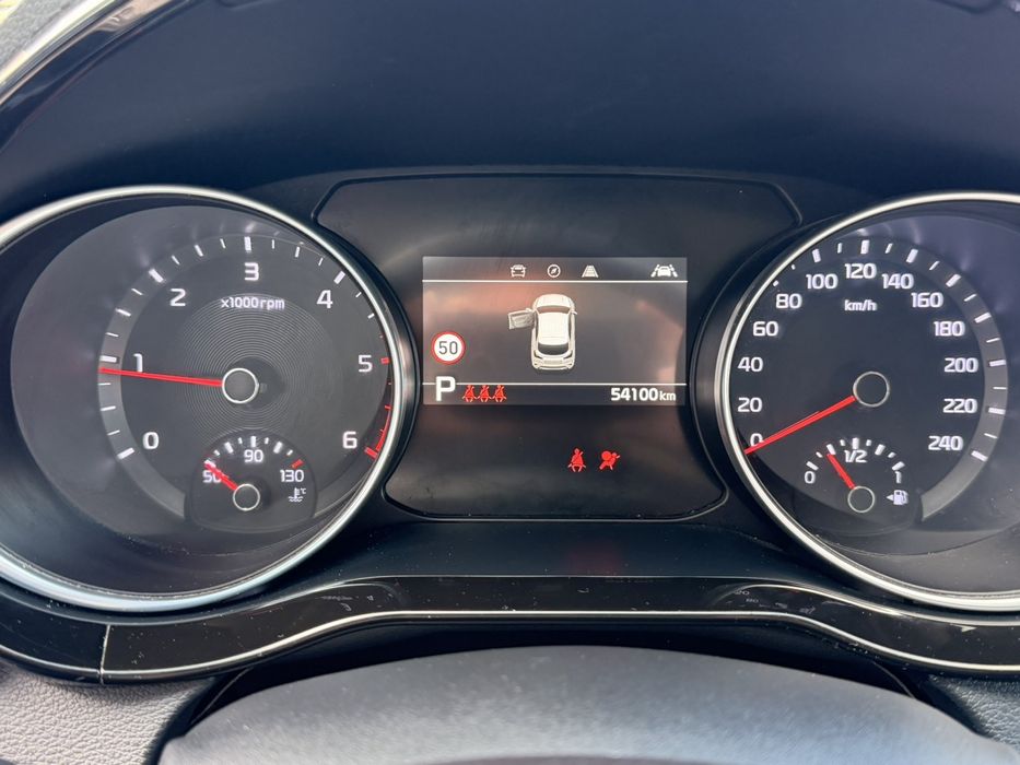 Продава Kia xceed