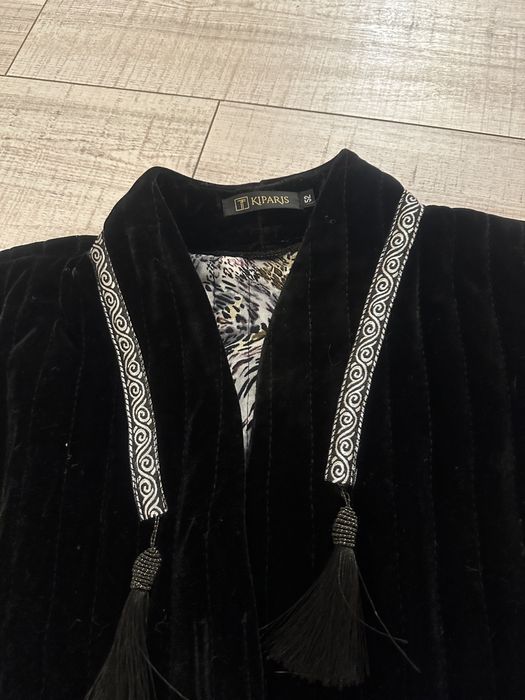 Продам жилет велюр