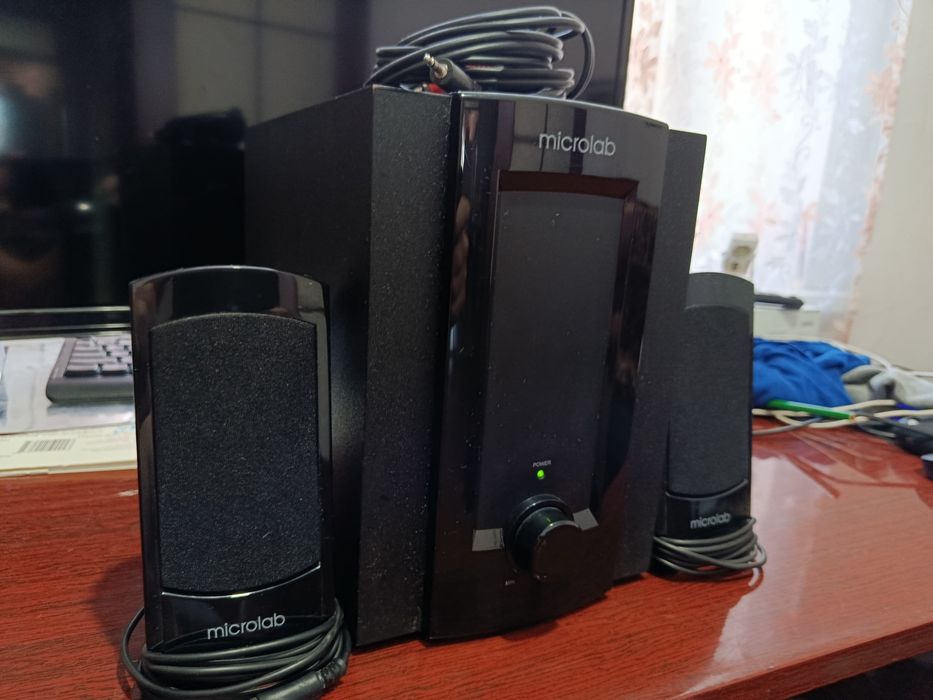 Компьютерные колонки Microlab
