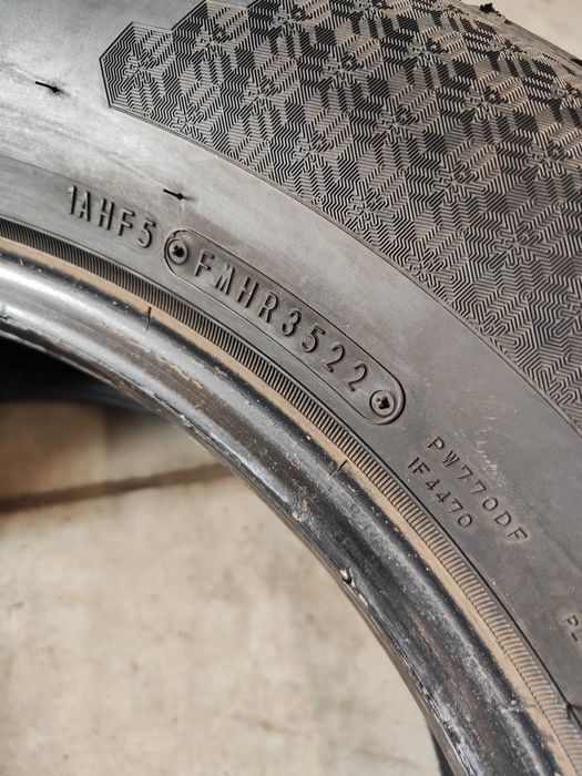 4бр.зимни гуми 225/65/17 Falken