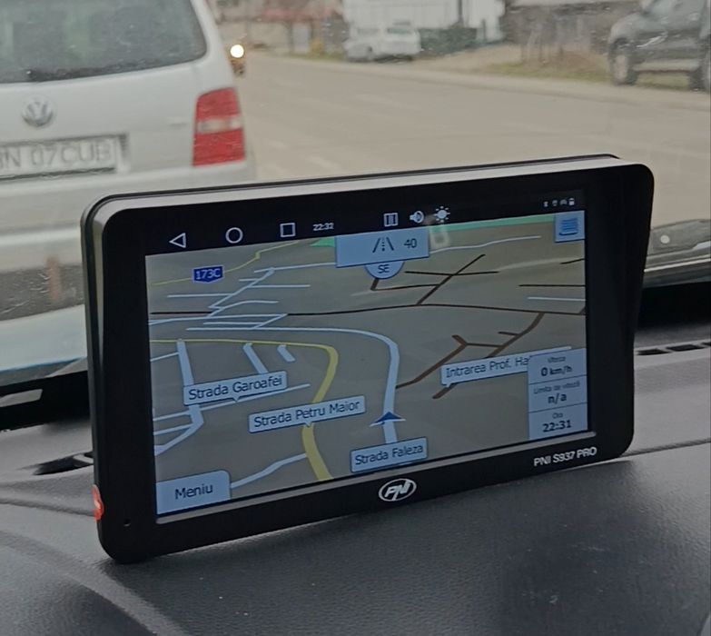 GPS-ul TANC mic- cu android PNI S937 PRO+ecran 7" - livetrafic-4 gb ram-64 gb memorie
