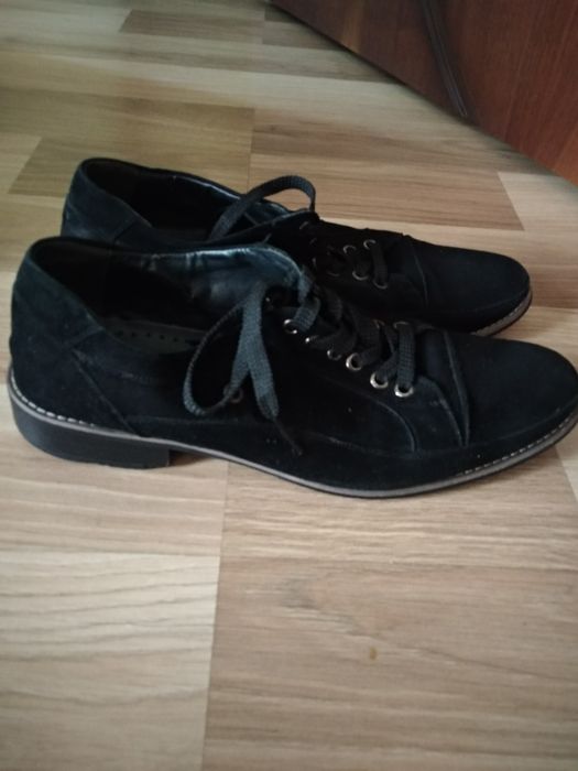 Мужская обувь замшевые