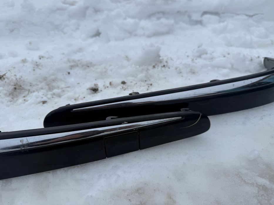 Молдинги переднего бампера w211