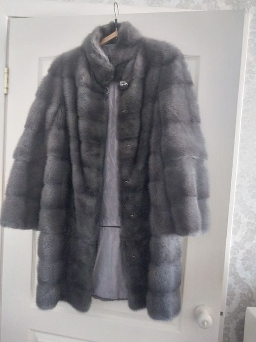 Продам норковую шубу..