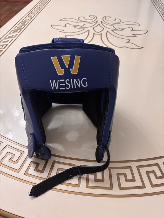 Шлем WESING для единаборств