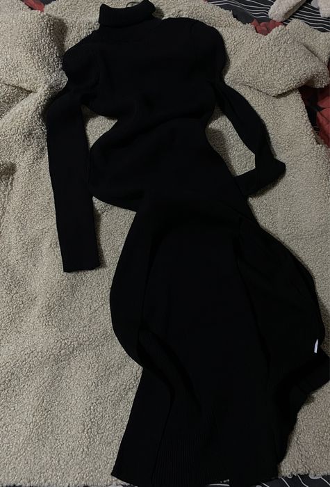 Вечернее платье с разрезом