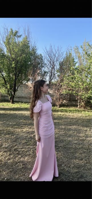 Вечернее платьее