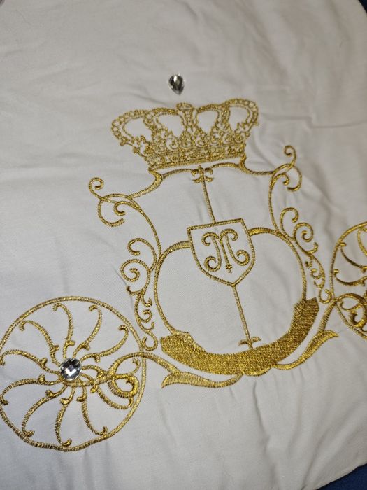 Продам красивейший конверт на выписку