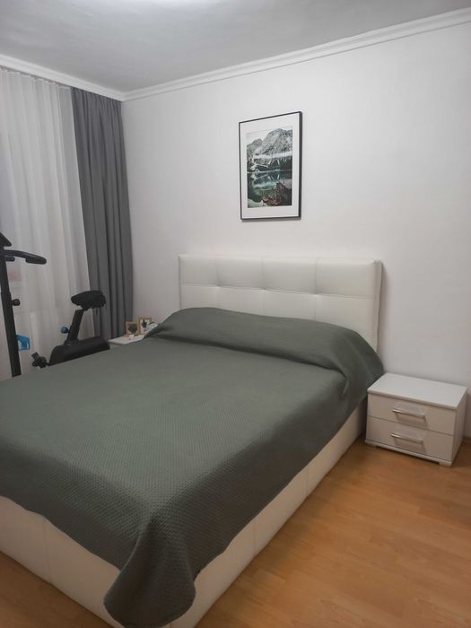 Vând apartament cu 3 camere zona Lipovei Timisoara