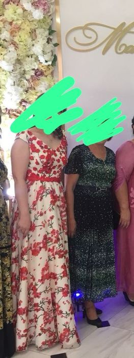 Платье вечернее.