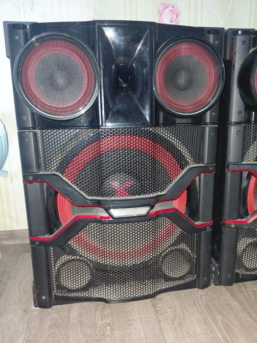 Музыкальная аппаратура LG cm 9740