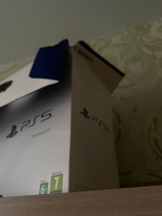 Продам Sony PlayStation 5