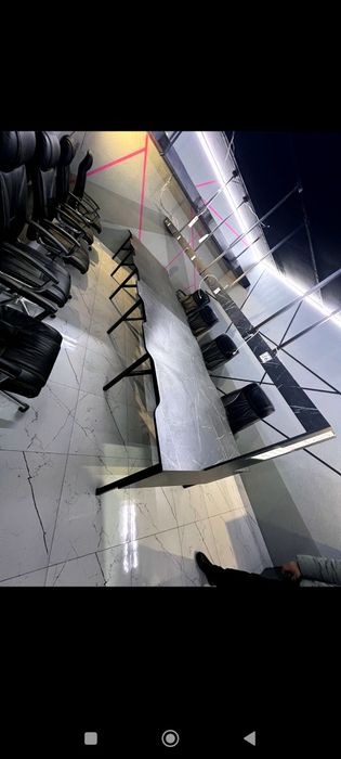 Kompyuter stol va stullari sotiladi 20 kishilik tez va arzon