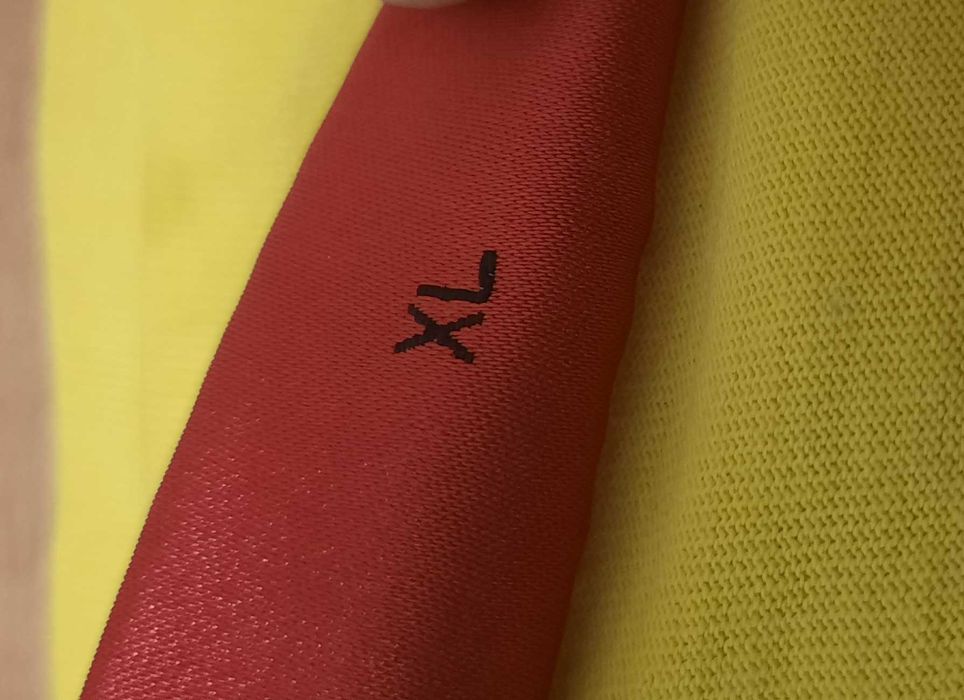 Hugo Boss-Много Запазена