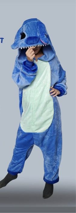 Одежда пальто бу  42-44 размер