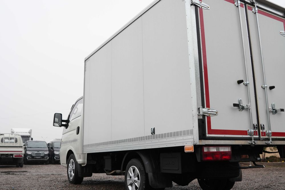 Jac x200 Furgon qulaylik va samaradorlik bir joyda