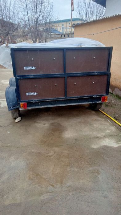 Tileshka  pritsepli  3.5 tonna gacham kotaradi