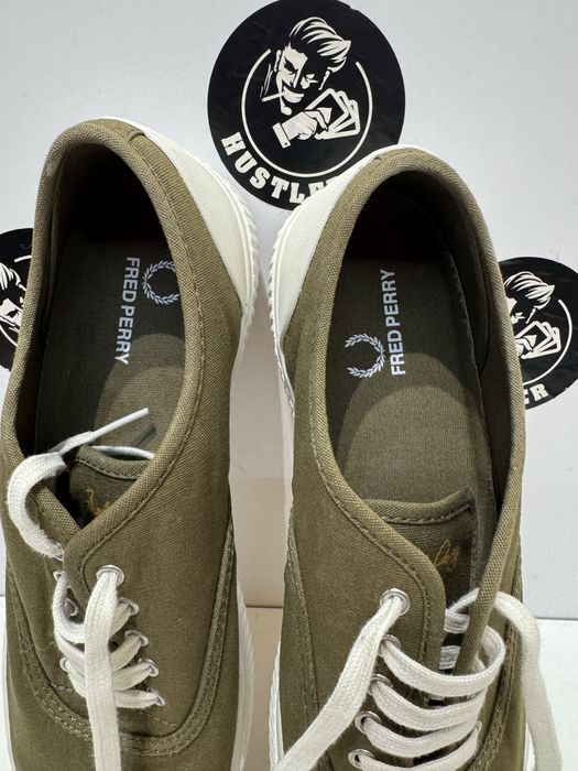 Сникърси FRED PERRY . Номер 41