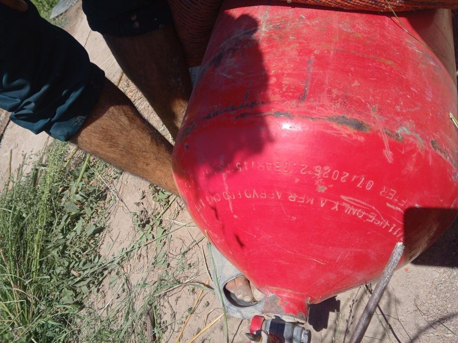 Metan balon sotiladi 70 talik 600 ming