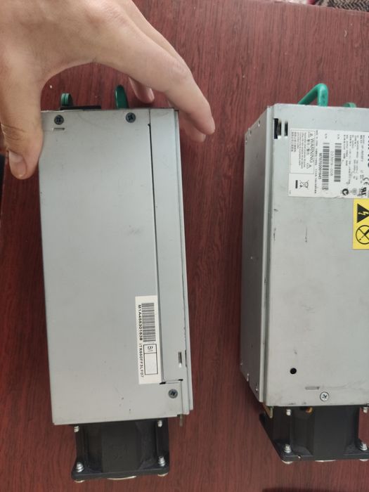 Серверные блок питание, 650 watt. Hipro. HP-R650FF3. 2x - штука есть