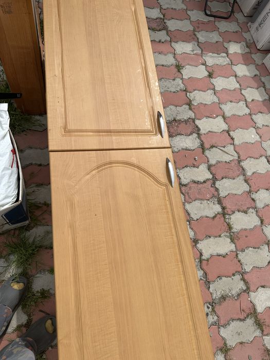 Раскоадной диван, пенал за все 7000