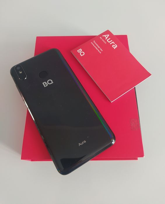 Смартфон BQ 6022G Aura 2/16Gb черный